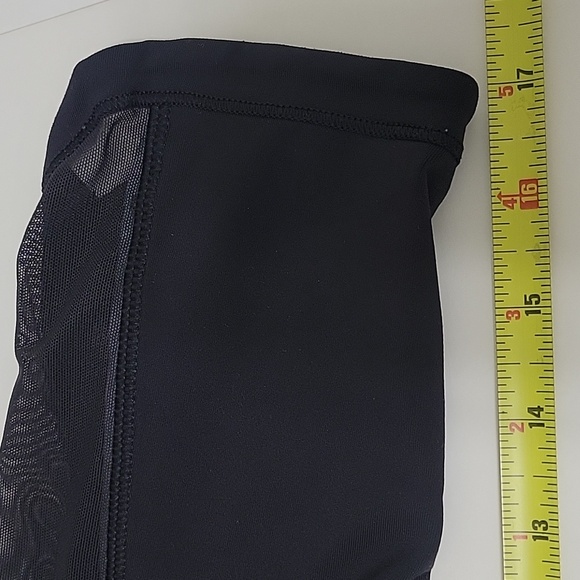 Lululemon Cropped Leggings - Picture 12 of 14